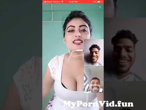 Desi girls showing boobs - Real Naked Girls