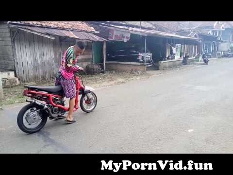 Video sex porn in Palembang