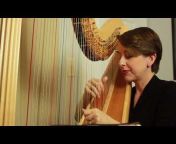 Harpist Elizabeth Louise