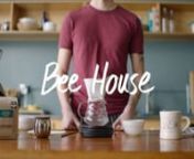 Learn how to brew your best in a Bee House pour over brewer. This is a real time video so you can let us be your guide and brew alongside our best baristas. nnA sleek and simple daily pour over, the Bee House is a favorite around here for its ease of use, and clean, sweet cup character. It’s a Japanese update on a classic paper cone brewer. Melitta Bentz invented the first version of this brewer in 1908, using her son’s blotting paper and a punctured brass pot. Today, you can find Melitta fi