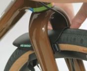 This video explains in detail how you should pre-fold and install your Mudder Mini front mudguard to achieve optimal protection and secure fit.nnTechnical datanMeasures: 90 x170 mm (effective)nWeight: 21 gnMaterial: 0.8 mm PP (Polypropylene)nnnFitnThe MUDDER Mini front mudguard will fit all gravel/cx forks with clearance for tire widths between 32 mm up to 55 mm. It will not work on a road fork with narrow clearance or for fat bikes. The correct position is about 10 mm above the tire. Aligning t