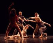 Mòviti fermu!, coreografía de Raffaella Crapio. nLa obra nace de la iniciativa impulsadapor el Apdc en colaboración con el Institut del Teatre de Barcelona. La premisa es la reedición de la pieza de repertorio de la danza contemporánea catalana