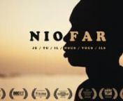 NIOFAR tells the story of a French girl who went to settle in Senegal and meet its inhabitants. In Wolof, Niofiar means