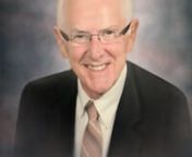 Barry Edward Waddle, age 90, of Evansville, IN passed away on Saturday, January 14, 2023 at his home surrounded by family and friends.nnBarry was born August 5, 1932, in Keensburg, IL to Edward and Lela Mae Waddle (Higginson). In 1950 he graduated from Mt. Carmel High School before going on to receive his Bachelor’s in Education from Oakland City College and his Master’s from the University of Evansville. Barry taught English and Art for 34 ½ years and was an accomplished artist and painter