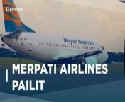 Pengadilan Negeri (PN) Surabaya resmi menetapkan PT Merpati Nusantara Airlines (Persero) pailit pada Kamis (2/6). Hal tersebut ditetapkan melalui putusan atas perkara pembatalan perdamaian dengan nomor 5/Pdt.Sus-Pailit-Pembatalan Perdamaian/2022/PN.Niaga Sby. &#60;br/&#62;&#60;br/&#62;Keputusan ini tentu membuat mimpi maskapai penerbangan milik negara tersebut bisa mengudara lagi semakin sulit diwujudkan. Padahal, Merpati Airlines sempat berjaya di sekitar tahun 1980. &#60;br/&#62;&#60;br/&#62;Sederet persoalan terutama terkait utang kepada kreditur menyertai perjalanan Merpati Airlines. Berikut ini adalah sejarah perjalanan kejayaan Merpati Airlines hingga dinyatakan pailit.&#60;br/&#62;&#60;br/&#62;&#60;br/&#62;======================================================&#60;br/&#62;&#60;br/&#62;Mulai Sekarang #KalauBicaraPakaiData&#60;br/&#62;&#60;br/&#62;Pantau dan Subscribe Katadata Indonesia.&#60;br/&#62;&#60;br/&#62;Official Website : https://katadata.co.id/&#60;br/&#62;Youtube: https://www.youtube.com/c/KatadataIndonesia&#60;br/&#62;Instagram : https://www.instagram.com/katadatacoid&#60;br/&#62;Facebook : https://www.facebook.com/katadatacoid/&#60;br/&#62;Twitter: https://twitter.com/katadata