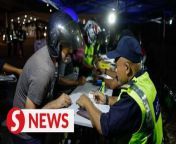 The Selangor Road Transport Department (JPJ) is conducting a special operation from April 1 to 20 in conjunction with Hari Raya Aidilfitri, deploying a total of 382 officers and personnel to monitor and ensure road safety and compliance with traffic laws.&#60;br/&#62;&#60;br/&#62;Selangor JPJ director Azrin Borhan told reporters after inspecting the roadblocks at the PJS 2 toll plaza of the New Pantai Expressway on Wednesday (April 3) night that a total of 497 motorcycles were inspected during the roadblocks and 340 summonses were issued for various violations.&#60;br/&#62;&#60;br/&#62;Read more at https://tinyurl.com/ypzxsssf&#60;br/&#62;&#60;br/&#62;WATCH MORE: https://thestartv.com/c/news&#60;br/&#62;SUBSCRIBE: https://cutt.ly/TheStar&#60;br/&#62;LIKE: https://fb.com/TheStarOnline