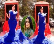 Urfi Javed spotted in style like a queen coming from the red truck. The social media star geared a blue coloured long outfit which took 5 members from her team to arrange.