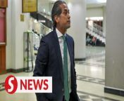 Former health minister Khairy Jamaluddin has expressed satisfaction after Umno supreme council member Datuk Lokman Noor Adam agreed to apologise and pay an undisclosed compensation to him.&#60;br/&#62;&#60;br/&#62;The agreement was reached on Monday (April 15) at the Kuala Lumpur High Court, following a lawsuit Khairy filed against Lokman for making defamatory statements about the Covid-19 vaccine issue in 2022.&#60;br/&#62;&#60;br/&#62;Read more at https://tinyurl.com/ytxrur6v&#60;br/&#62;&#60;br/&#62;WATCH MORE: https://thestartv.com/c/news&#60;br/&#62;SUBSCRIBE: https://cutt.ly/TheStar&#60;br/&#62;LIKE: https://fb.com/TheStarOnline&#60;br/&#62;