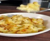 In this video, enjoy comfort food done right with our Homemade Mac and Cheese recipe! This creamy delight is topped with buttered bread crumbs for a crunchy contrast. Learn how to craft the velvety cheese sauce from scratch, starting with a buttery roux and incorporating milk, Cheddar, and Parmesan. The result? A luxurious sauce that envelops each noodle, delivering a rich, decadent experience bite after bite.