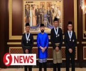 Johor Regent Tunku Ismail Sultan Ibrahim has conferred state titles to seven individuals, four of whom were bestowed datukship in conjunction with His Majesty Sultan Ibrahim, The King Of Malaysia’s official birthday. &#60;br/&#62;&#60;br/&#62;Read more at https://tinyurl.com/5xk87xxw&#60;br/&#62;&#60;br/&#62;WATCH MORE: https://thestartv.com/c/news&#60;br/&#62;SUBSCRIBE: https://cutt.ly/TheStar&#60;br/&#62;LIKE: https://fb.com/TheStarOnline