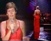 Helen Reddy sings Medley: &#92;