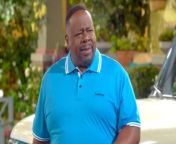 Enjoy a hilarious moment from the hit CBS comedy series The Neighborhood Season 6 Episode 7, brought to life by creator Jim Reynolds. In this uproarious clip ‘Catfight Alert’, catch the antics of the talented cast including Cedric the Entertainer, Max Greenfield, and more, as they engage in a lively dispute. Don&#39;t miss out on the laughter—stream The Neighborhood Season 6 now on Paramount+!&#60;br/&#62;&#60;br/&#62;The Neighborhood Cast:&#60;br/&#62;&#60;br/&#62;Cedric the Entertainer, Max Greenfield, Sheaun McKinney, Marcel Spears, Hank Greenspan, Tichina Arnold and Beth Behrs&#60;br/&#62;&#60;br/&#62;Stream The Neighborhood Season 6 now on Paramount+!