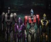 Optimus Prime and Megatron&#39;s friendship and eventual fallout is explored, along with the beginnings of the Autobot and Decepticon war.