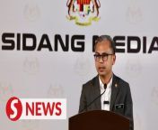 Communications Minister Fahmi Fadzil on Wednesday (April 24) said that the Sabah government did not raise the issue of engaging an assessor to calculate revenue owed by the federal government during a meeting with the Prime Minister.&#60;br/&#62;&#60;br/&#62;The government spokesman also said Datuk Seri Anwar Ibrahim and several Cabinet ministers representing the federal government, as well as Sabah Chief Minister Datuk Seri Hajiji Noor and his Cabinet, had met recently to discuss several issues concerning the state.&#60;br/&#62;&#60;br/&#62;Read more at https://tinyurl.com/2s9et7jc &#60;br/&#62;&#60;br/&#62;WATCH MORE: https://thestartv.com/c/news&#60;br/&#62;SUBSCRIBE: https://cutt.ly/TheStar&#60;br/&#62;LIKE: https://fb.com/TheStarOnline&#60;br/&#62;