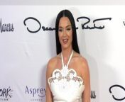 https://www.maximotv.com &#60;br/&#62;B-roll footage: Singer-songwriter Katy Perry (honored with the Colleagues Champion of Children Award) and her parents Keith Hudson and Mary Perry on the red carpet at the 35th Annual Colleagues Spring Luncheon and Oscar de la Renta Fashion Show at the Beverly Wilshire Hotel in Beverly Hills, California, USA, on Thursday, April 25, 2024. This video is only available for editorial use in all media and worldwide. To ensure compliance and proper licensing of this video, please contact us. ©MaximoTV&#60;br/&#62;