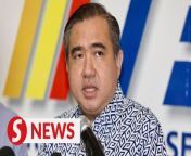 Transport Minister Anthony Loke has refuted claims that traffic summons are issued to meet key performance indicators (KPI). &#60;br/&#62;&#60;br/&#62;He clarified that the KPIs for his ministry&#39;s authorities include decreasing traffic accidents and that there is no mandate from the Transport Ministry or the Road Transport Department regarding the issuance of a specific number of summons.&#60;br/&#62;&#60;br/&#62;WATCH MORE: https://thestartv.com/c/news&#60;br/&#62;SUBSCRIBE: https://cutt.ly/TheStar&#60;br/&#62;LIKE: https://fb.com/TheStarOnline