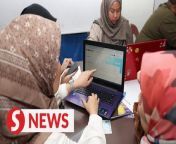 Those who do not register on the Central Database Hub (Padu) system will still have their basic data automatically entered into the system, says Datuk Seri Mohd Uzir Mahidin.&#60;br/&#62;&#60;br/&#62;The chief statistician said that the data stored in the Padu system would make it easier for the Statistics Department to carry out analysis and census activities as well as to facilitate the distribution of government aid.&#60;br/&#62;&#60;br/&#62;Read more at https://tinyurl.com/3r6p7dbu &#60;br/&#62;&#60;br/&#62;WATCH MORE: https://thestartv.com/c/news&#60;br/&#62;SUBSCRIBE: https://cutt.ly/TheStar&#60;br/&#62;LIKE: https://fb.com/TheStarOnline